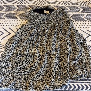Xs black with flowers skirt